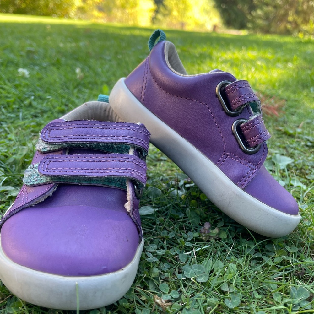Purple Ten Littles Shoes size 6t